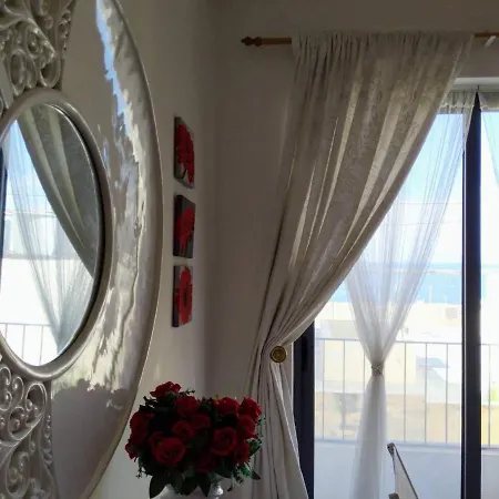 Bright & Airy Sea Views