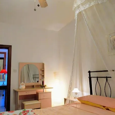 Bright & Airy Sea Views Appartement